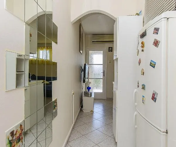 With Wifi - 13899 Apartment *